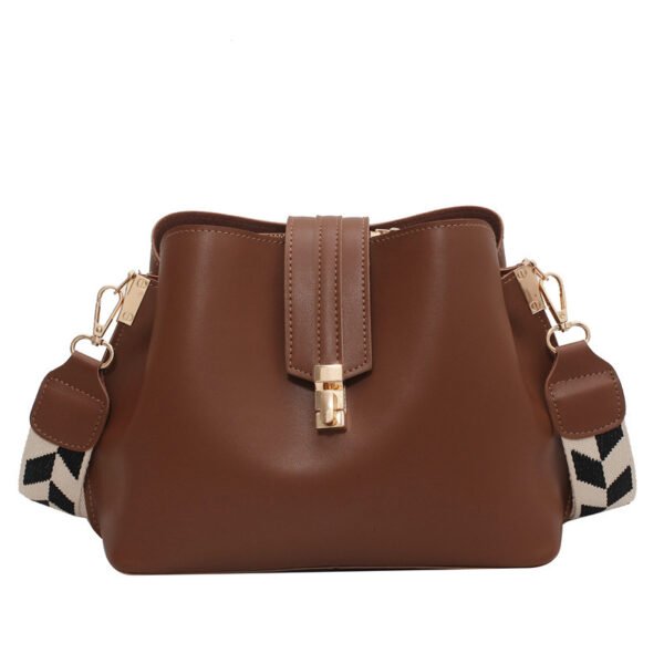 Venta al por mayor nuevo bolso  de mujer tendencia callejera de  gran capacidad  costura de coche de PU - Imagen 8
