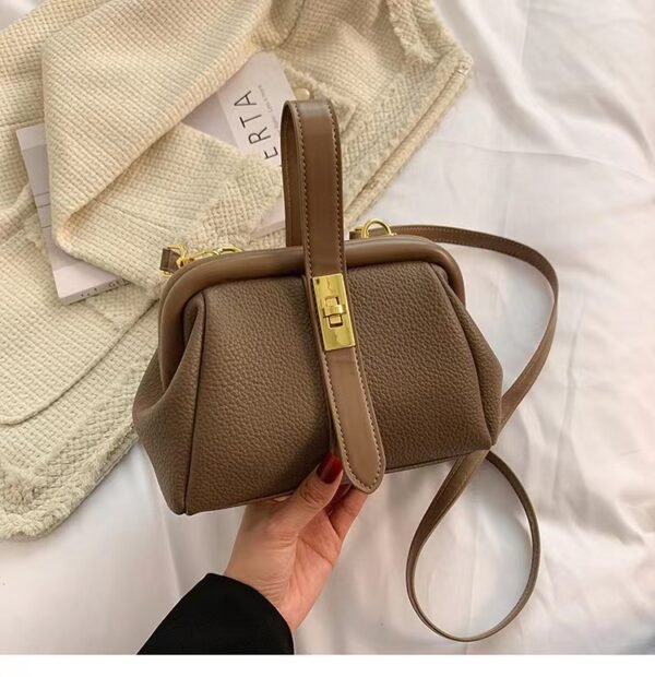 Bolso cruzado para mujer, bandolera de hombro con clip con patrón de lichi, a la moda, combina con todo - Imagen 3