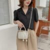 Bolso bandolera con cadena de perlas de mano nuevo y dulce para mujer - Imagen 5
