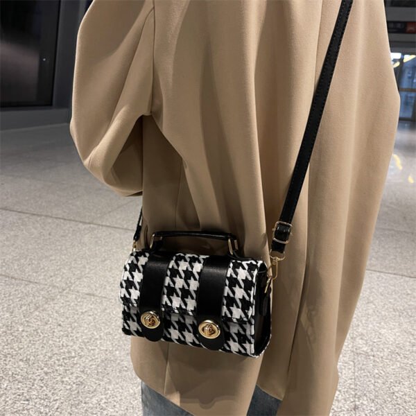 Otoño nuevo estilo bolso de mensajero de estudiante de moda elegante portátil - Imagen 4