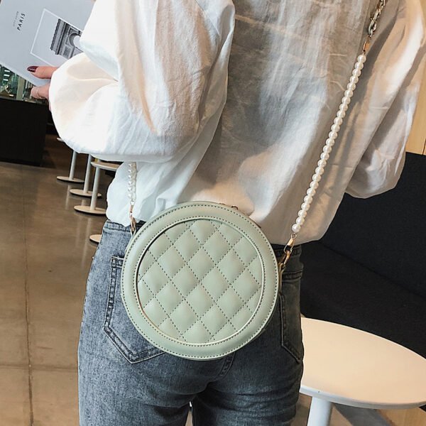 Bolso redondo pequeño tipo mensajero con cadena de perlas Lingge de estilo extranjero - Imagen 4