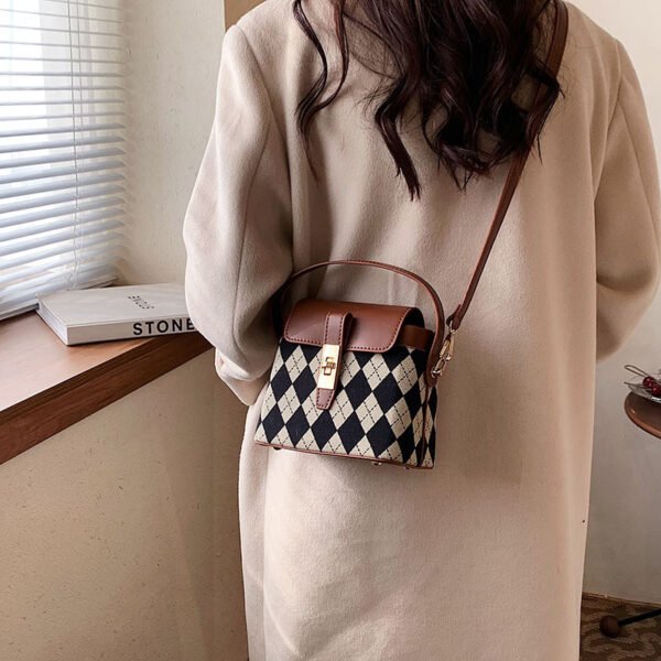 Bolso De Textura Retro Tendencia Femenina Moda Rombo - Imagen 5