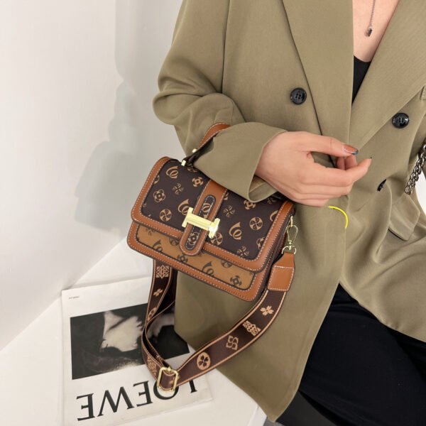 Nuevo Bolso de mano que combina con todo, estilo extranjero, con textura