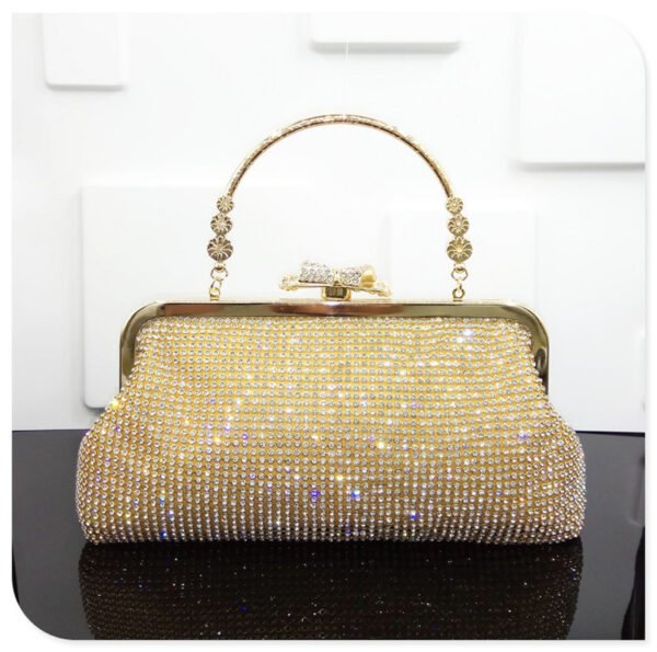 Vestido de novia con bolso de noche con diamantes incrustados - Imagen 3